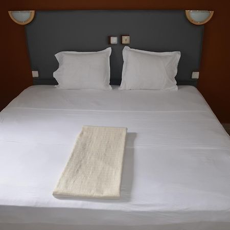 Residence Heaven Yamoussoukro Ngoại thất bức ảnh