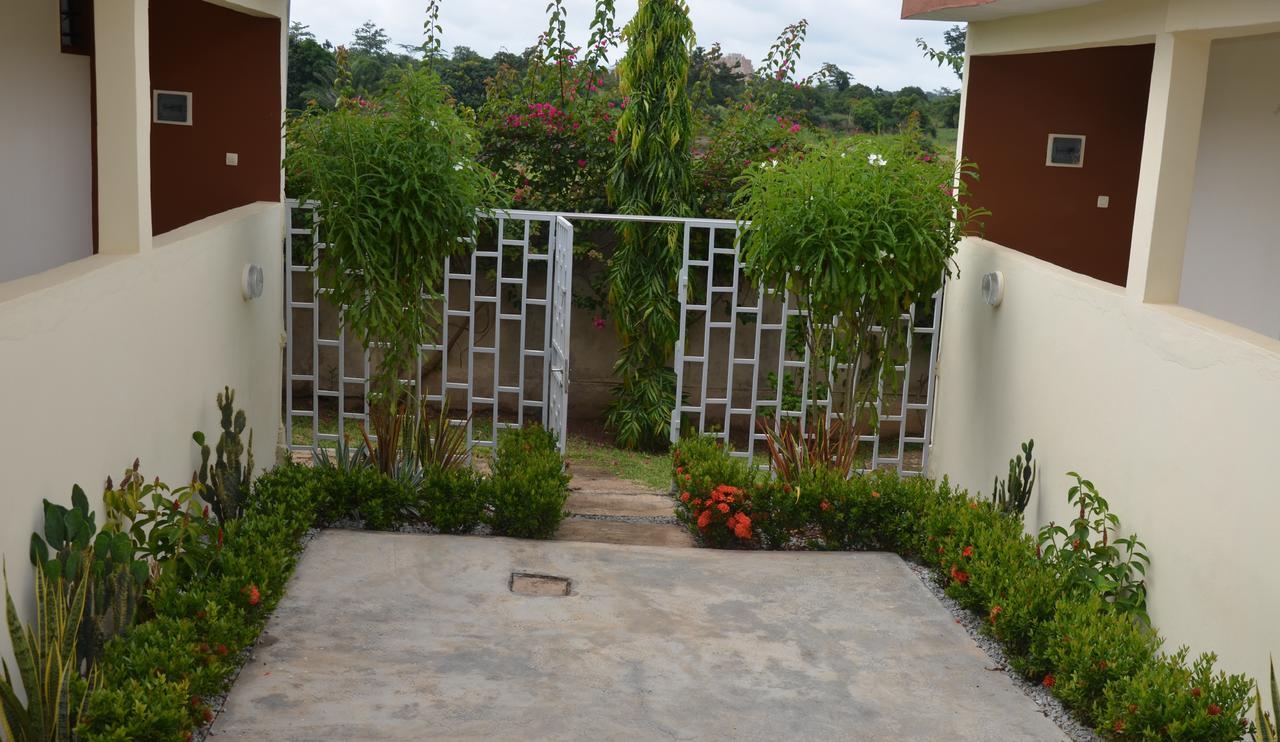 Residence Heaven Yamoussoukro Ngoại thất bức ảnh