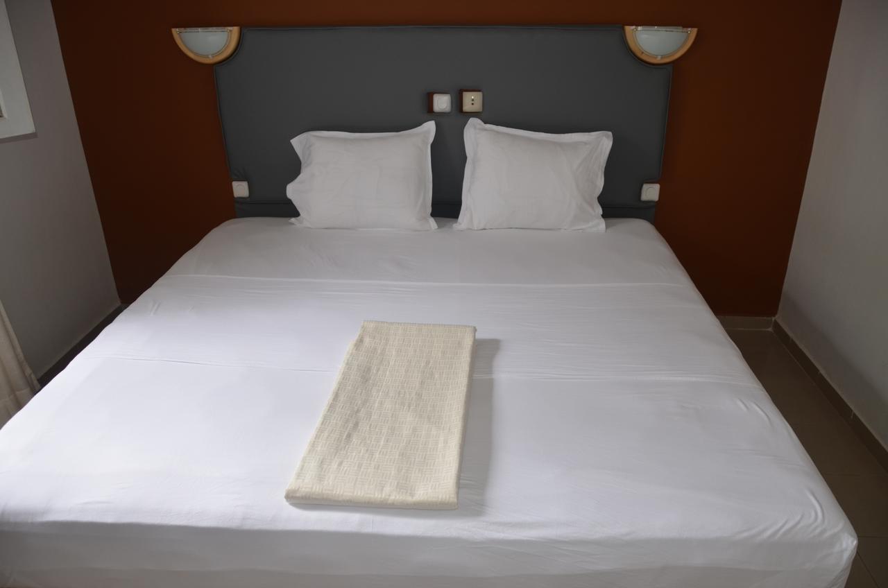 Residence Heaven Yamoussoukro Ngoại thất bức ảnh